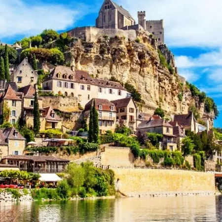 Дом отдыха La Buguoise Ле-Бюг