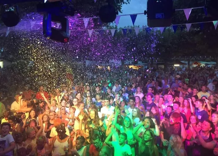 La Buguoise Semesterbostad